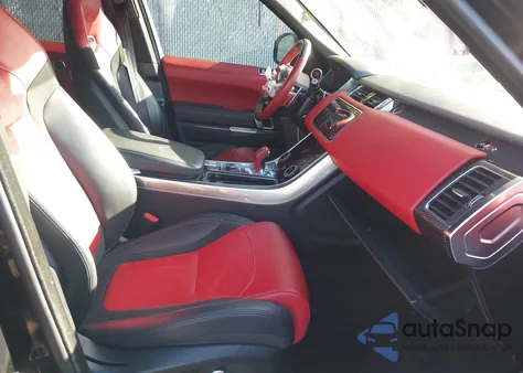 2022 Land Rover Range Rover Sport Svr/Svr Carbon Edition z USA, uszkodzony, nr VIN SALWZ2RE4NA228152